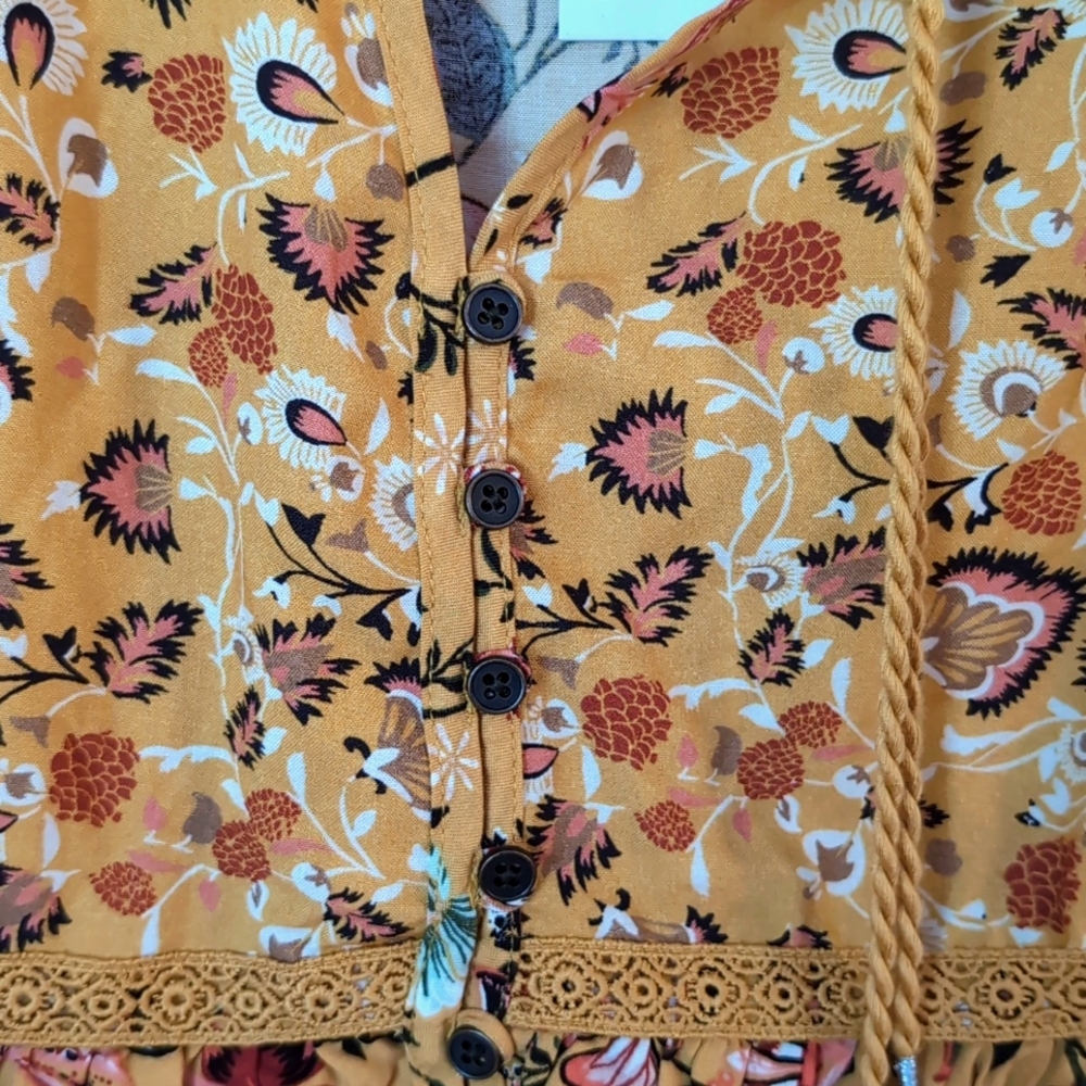 True Craft Flutter Sleeve Saffron Floral Top. Size Large $48. Boho - Picture 9 of 16